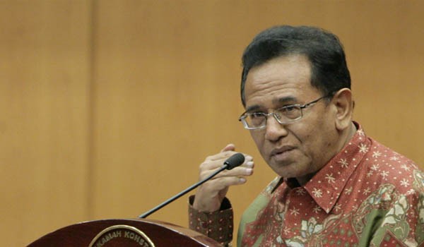 Dewan Pembina Partai Gerakan Indonesia Raya, Martin Hutabarat